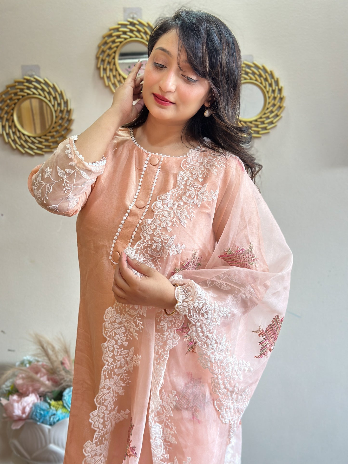 Elegant Dola Silk Kurta Set with Lace Detailing