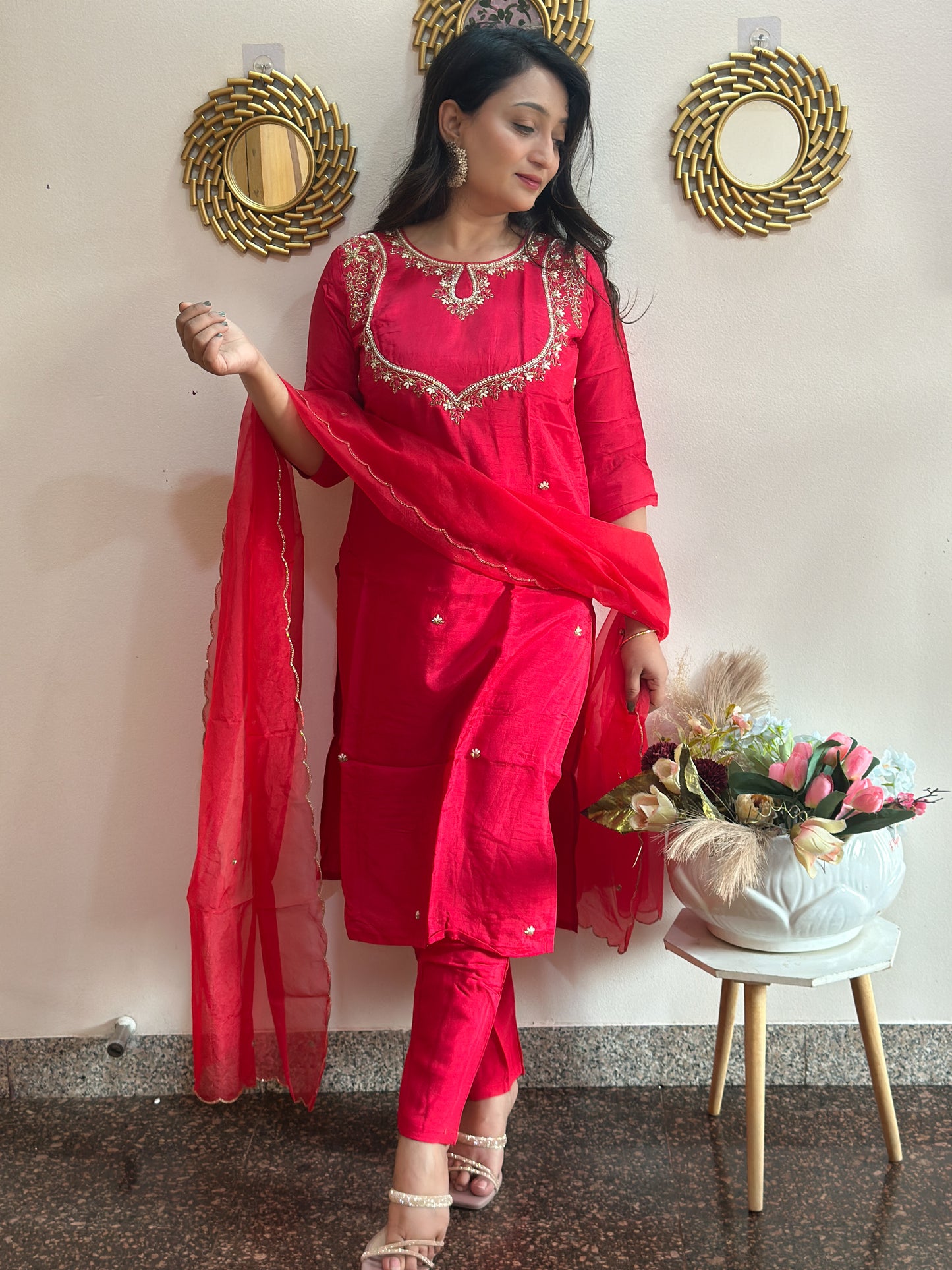 Festive Embroidered kurta set