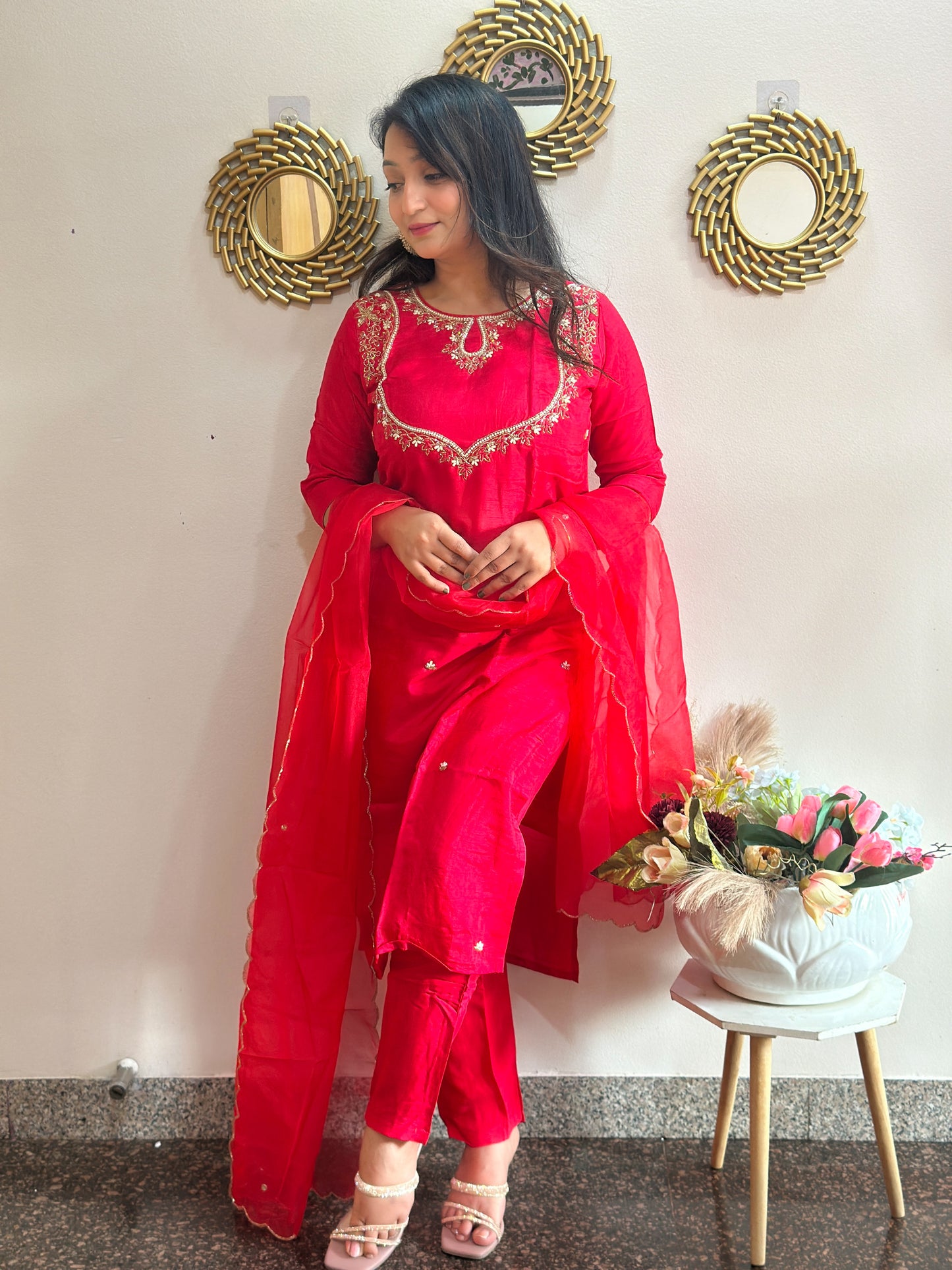 Festive Embroidered kurta set