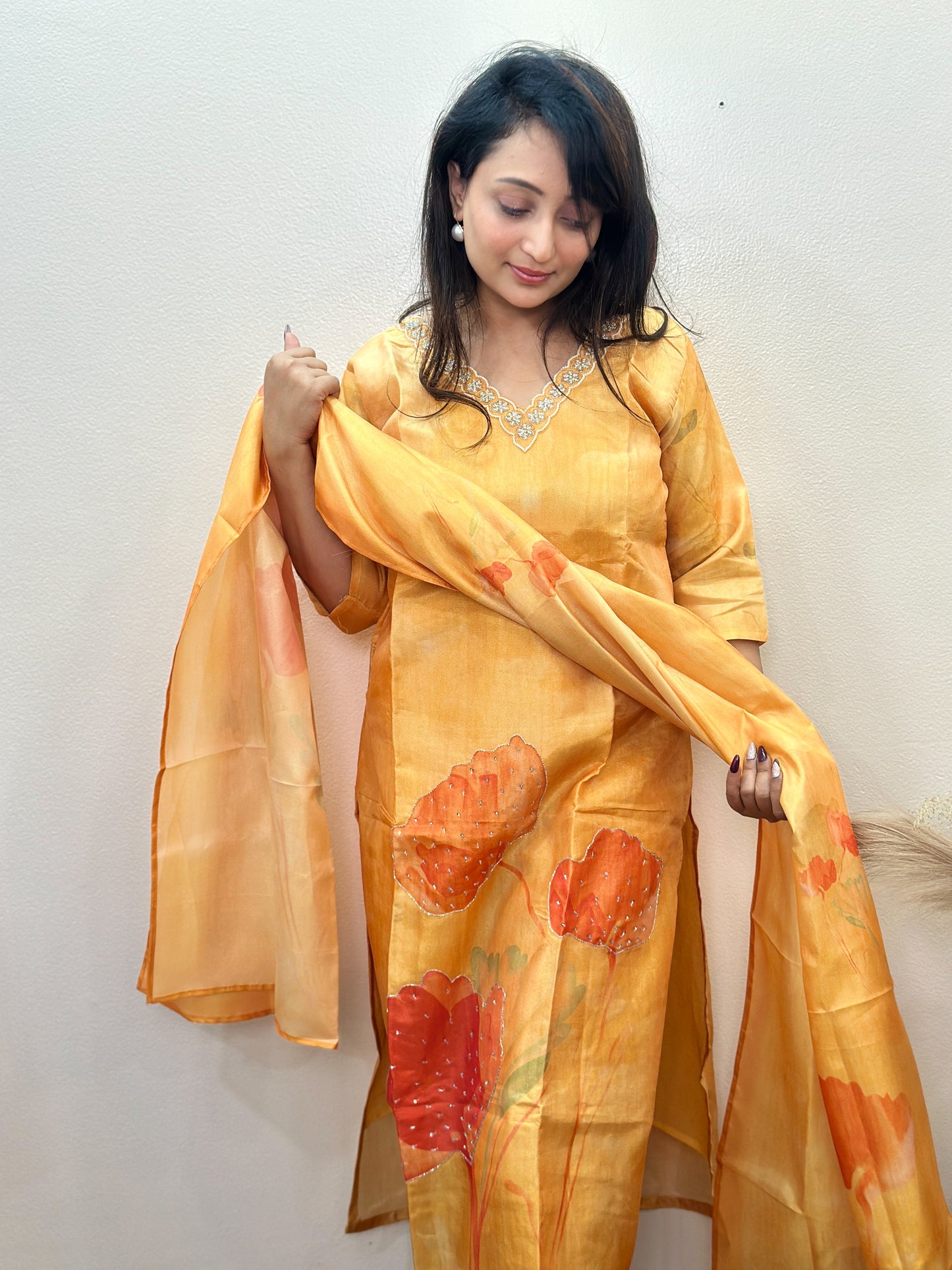 Elegang Floral Orgaza Kurta Set