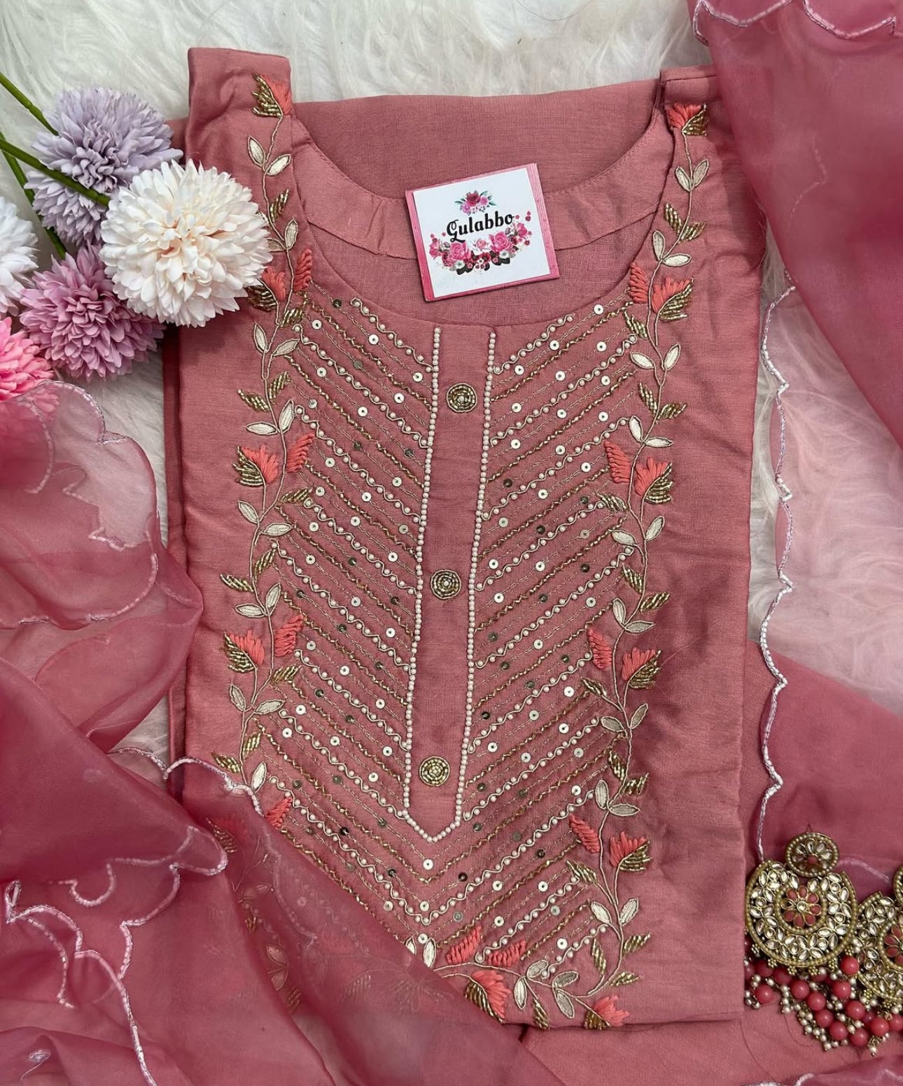 Pink Embroidered Kurta Set With Organza Dupatta