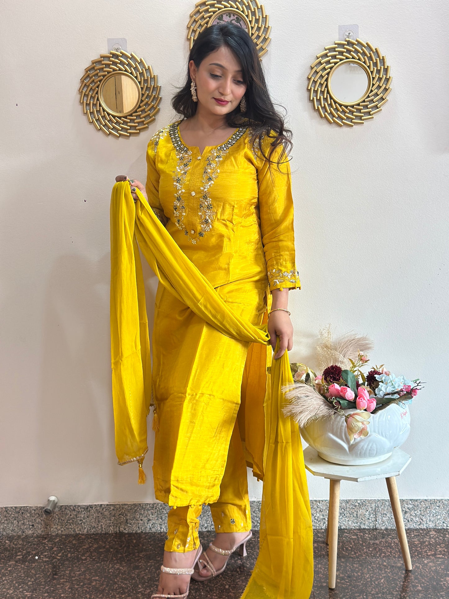 Handwork embroidered kurti set