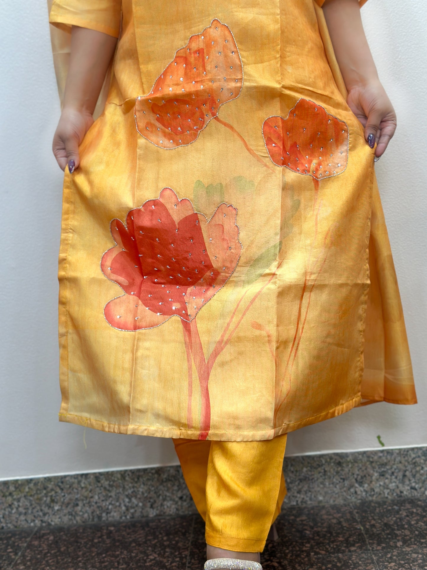 Elegang Floral Orgaza Kurta Set