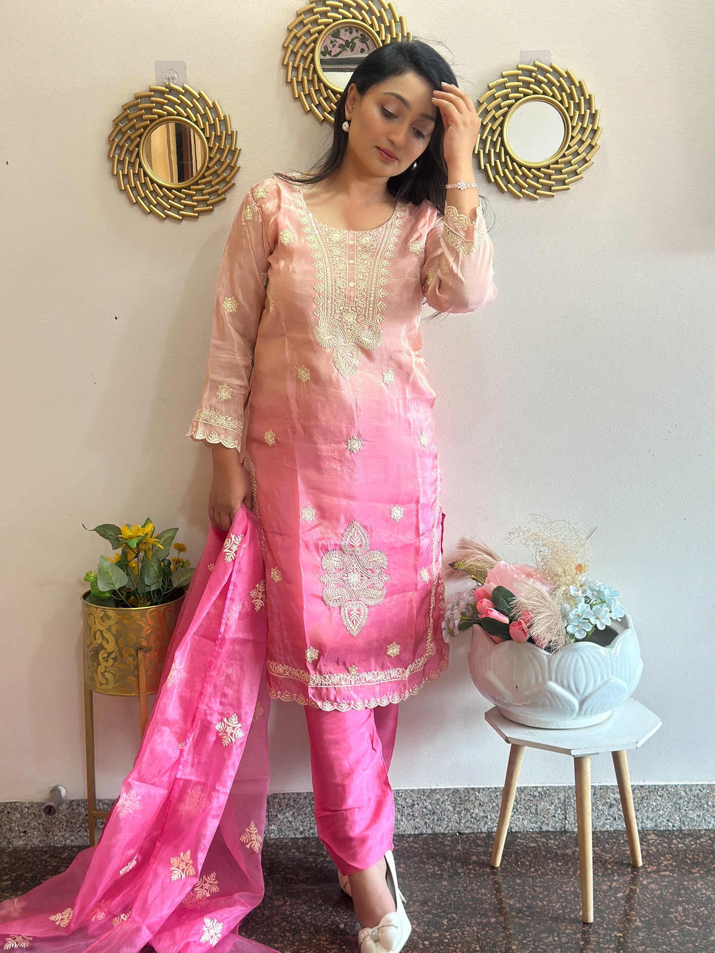 Women’s Ombré Organza Pakistani Kurta Set