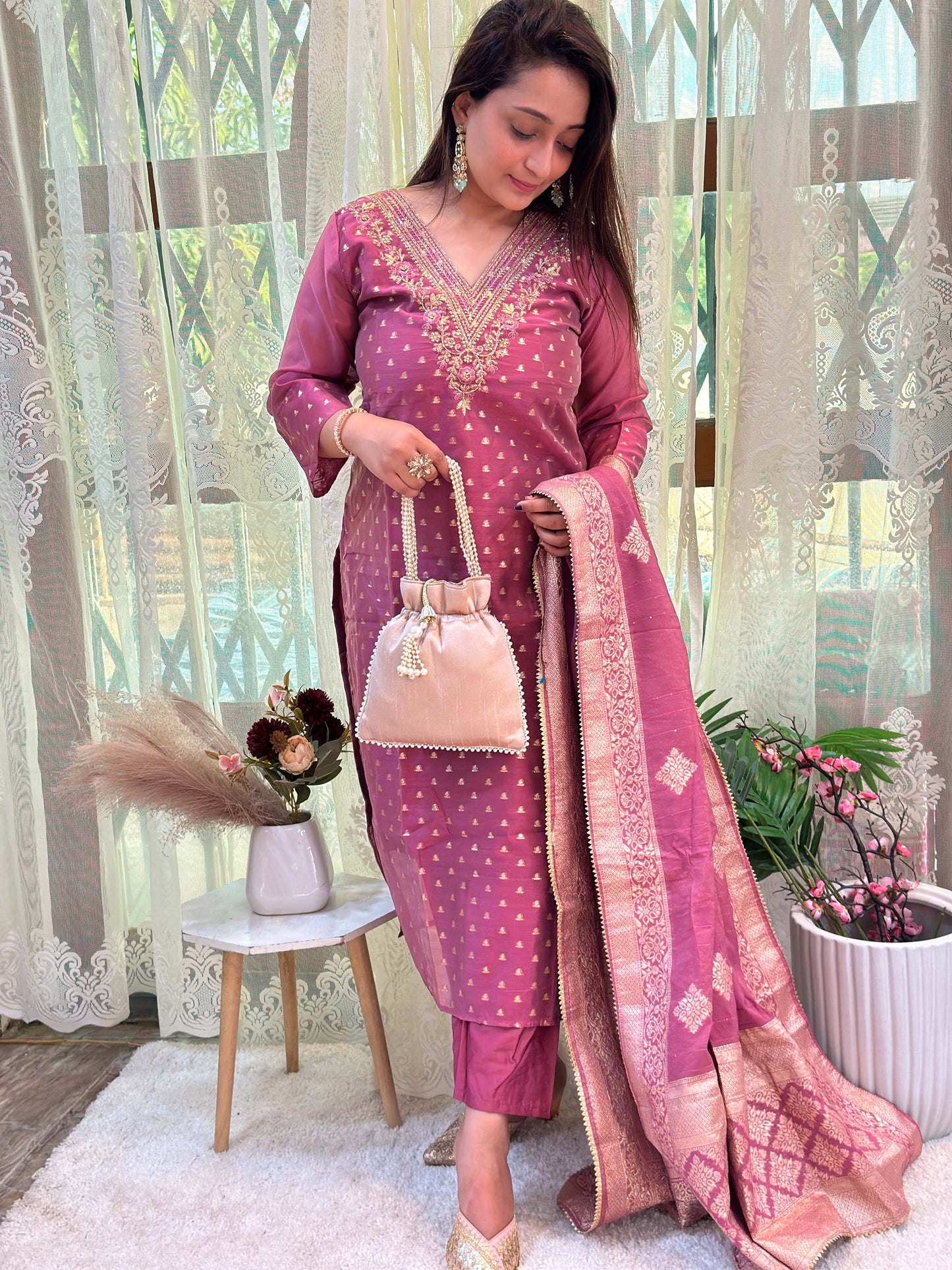 Onion Colour Silk Butti Jaquard Ensemble