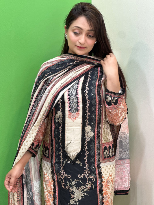 Muslin Pakistani Kurta Set With Dupatta