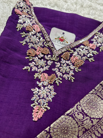 Embroidered Kurti Set With Two-Shade Banarasi Dupatta