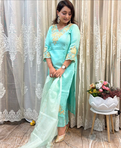 Beautiful Dola silk kurta, adorned with elegant ribbon embroidery