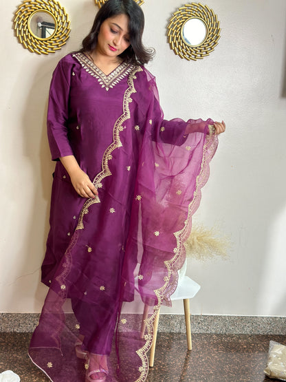 Embroidered Kurta Set With Scalloped Dupatta.