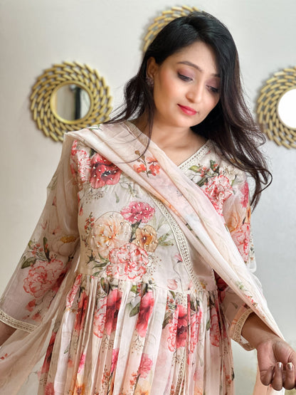 floral mulmul anarkali with a contemporary side slit