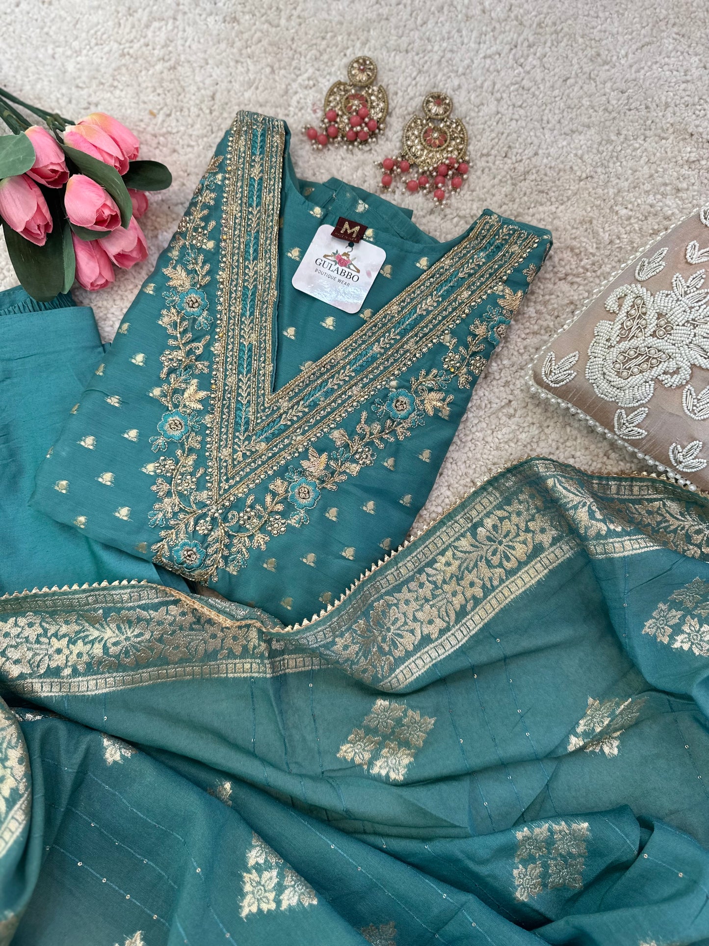 Peacock Green Colour Silk Butti Jaquard Ensemble