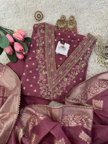 Onion Colour Silk Butti Jaquard Ensemble