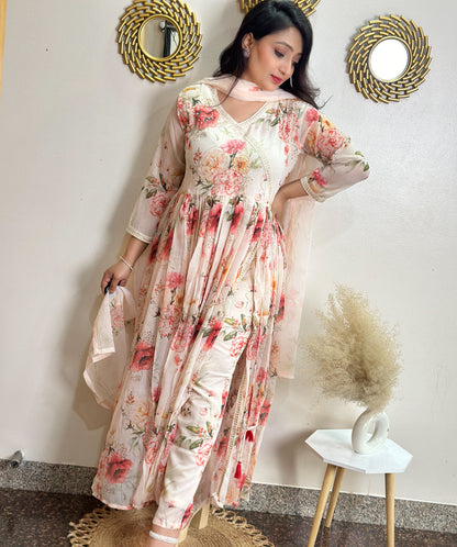 floral mulmul anarkali with a contemporary side slit