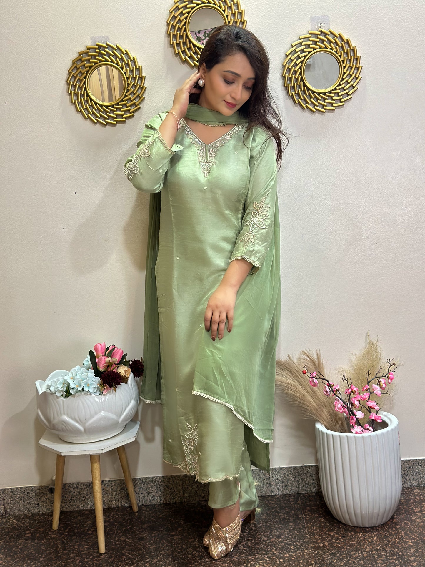 Pista Elegant Moti & Sequin Embroidered Kurta Set