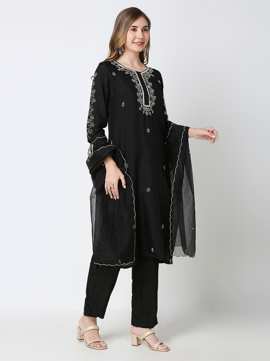 Black Embroidered Kurti With Organza Dupatta