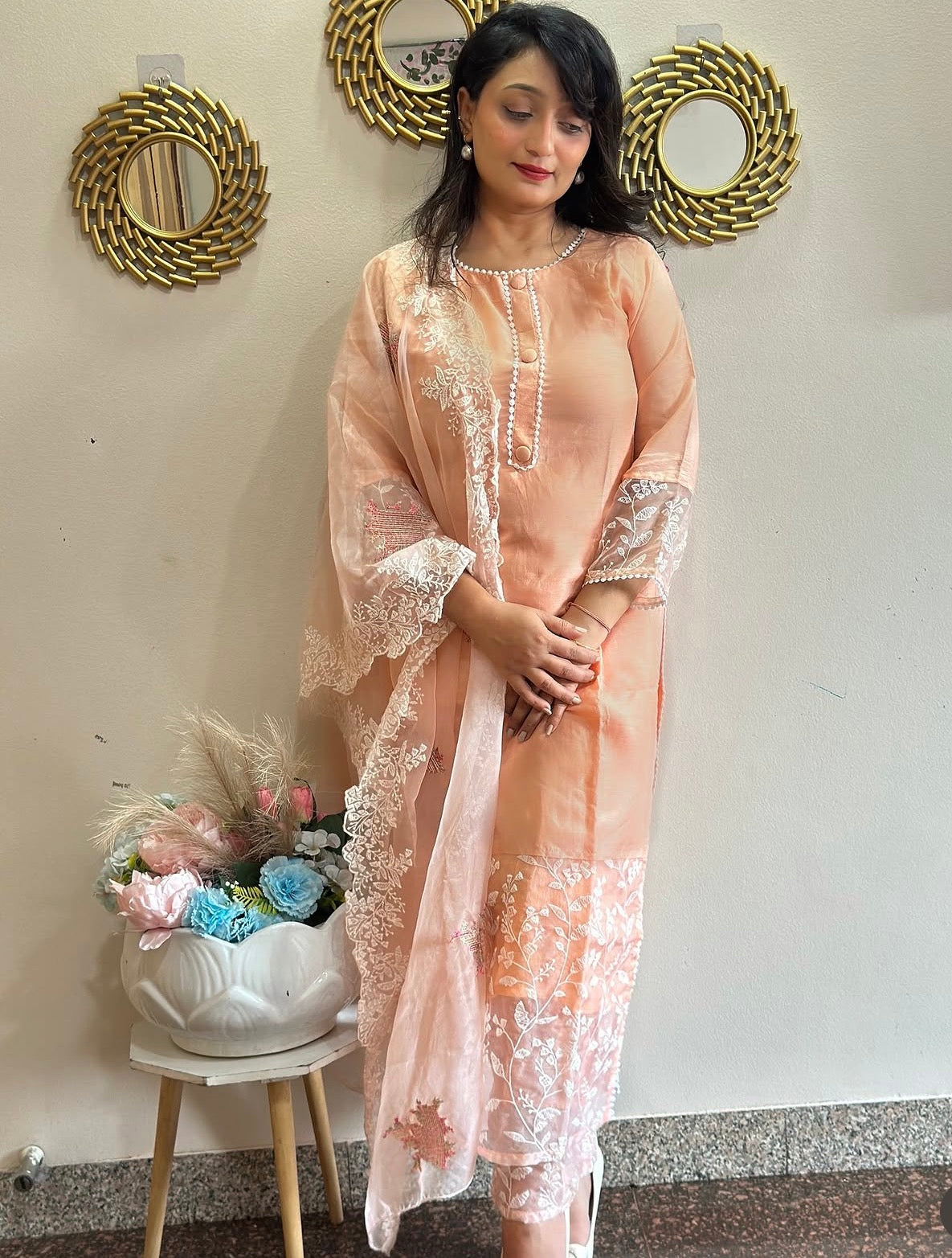 Elegant Dola Silk Kurta Set with Lace Detailing