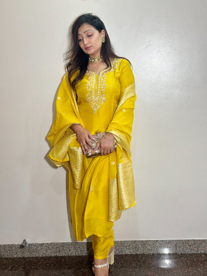 Yellow Dola Silk Kurta Set With Banarasi Dupatta