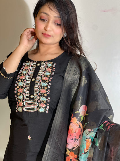 Black Embroidered Kurta Set