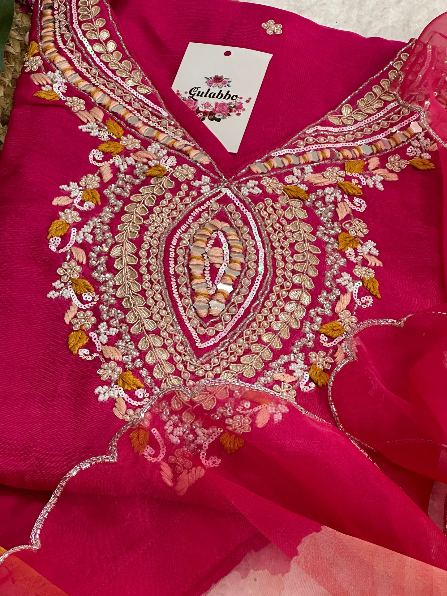 Rani Pink Embroidered Kurta Set With Floral Embroidered Organza Dupatta