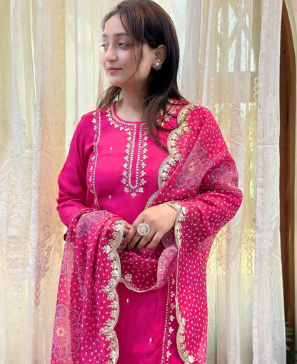 Gota Patti embroidered kurta set in vibrant pink with scalloped Dupatta 